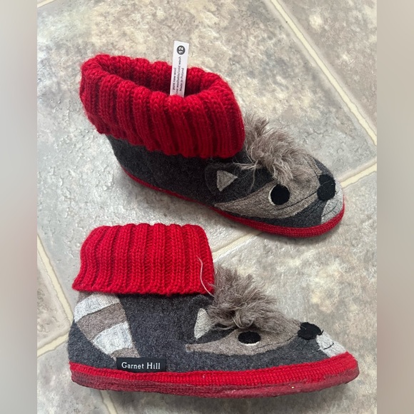 Garnet Hill wool toddler slippers, size 12 - Picture 4 of 4
